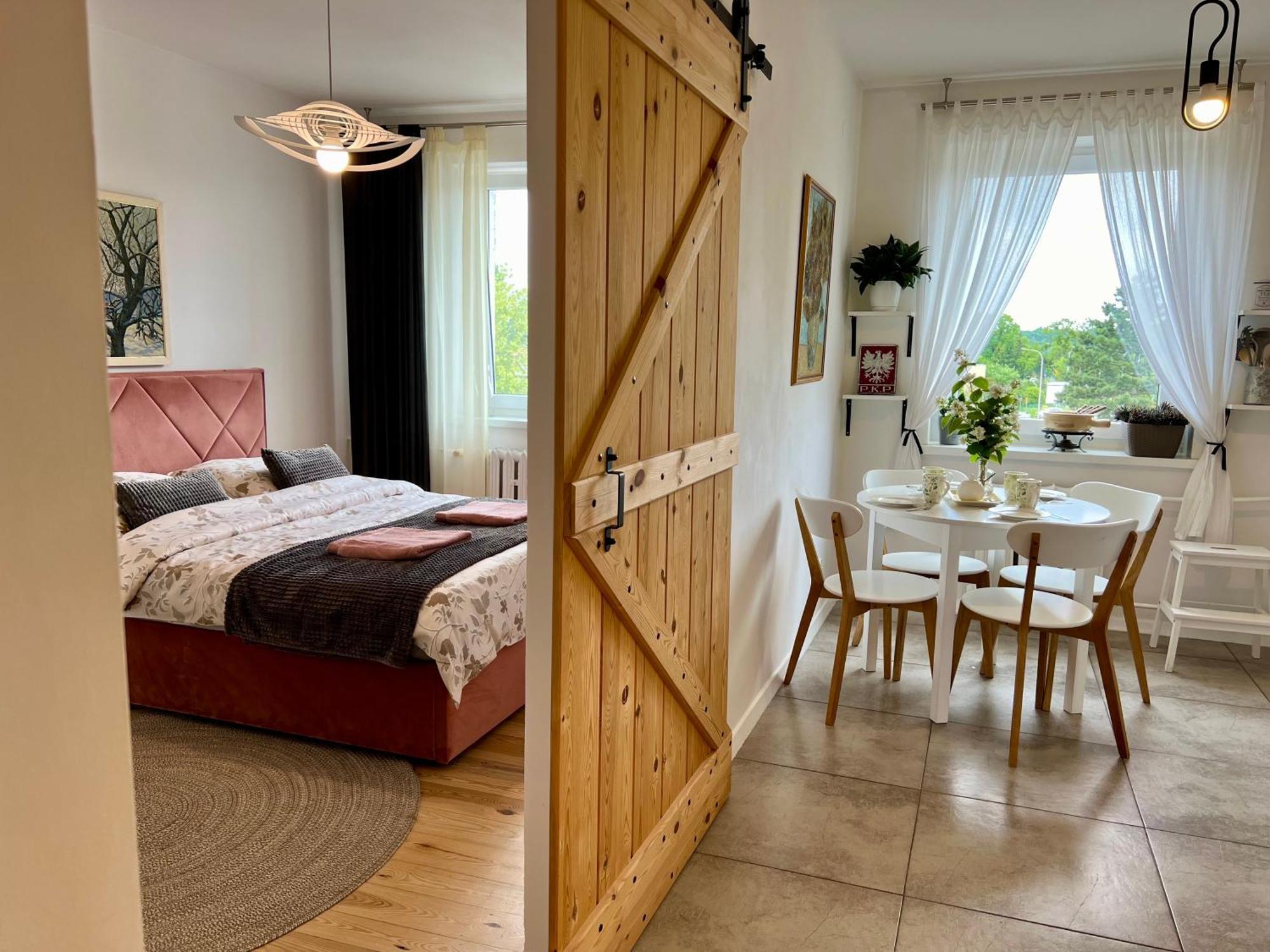 Apartamento Artystyczna Przestrzen Przy Zabytkowym Dworcu *